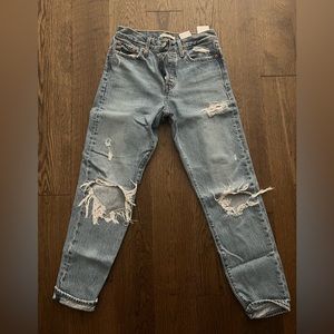 Levi’s Wedgie Jean Size 26 in Perfect Blue